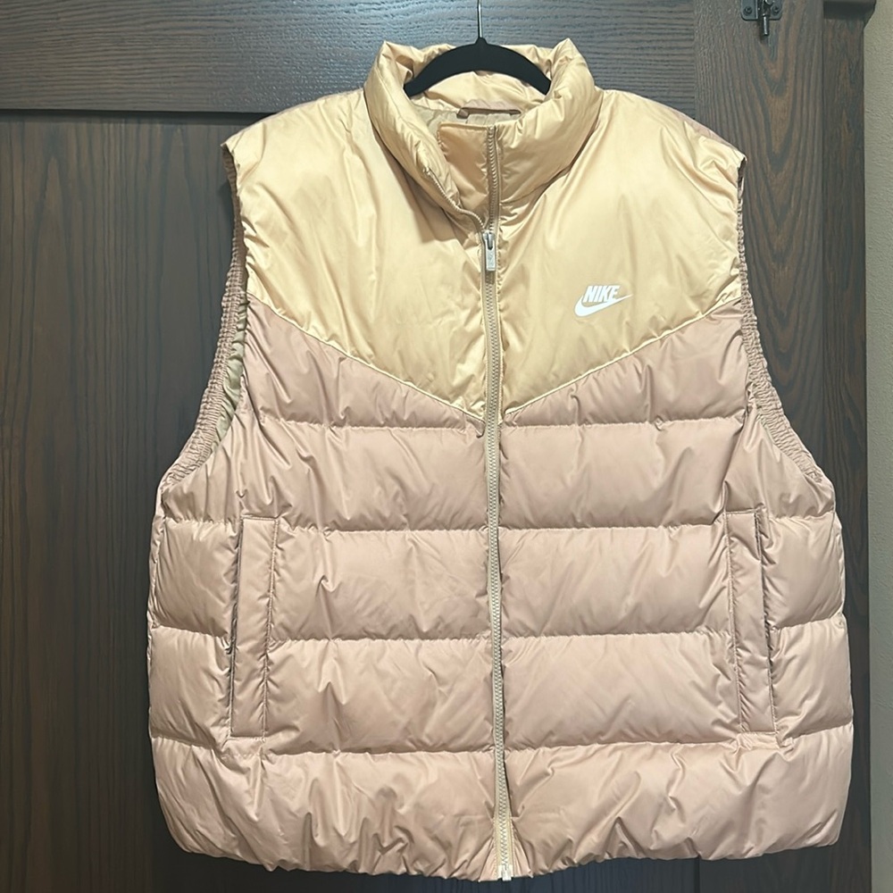 Nike Windrunner Therma-FIT women’s down vest